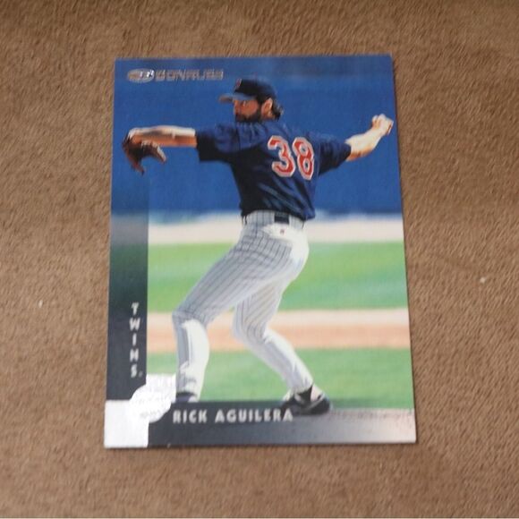 Rick Aguilera #113 Baseball Card - Picture 1 of 2